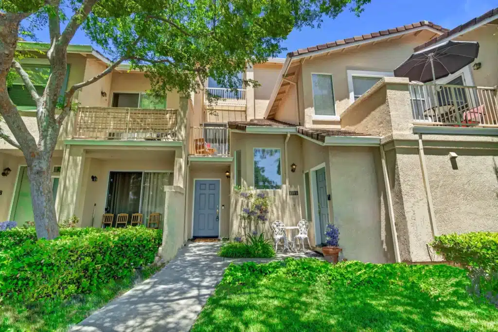 SOLD - Treat yourself to easy-care living in a convenient location in San Jose